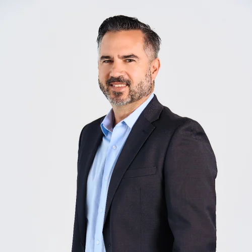 Rodolfo Tro Headshot