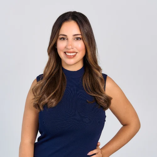 Linda Guerra Headshot